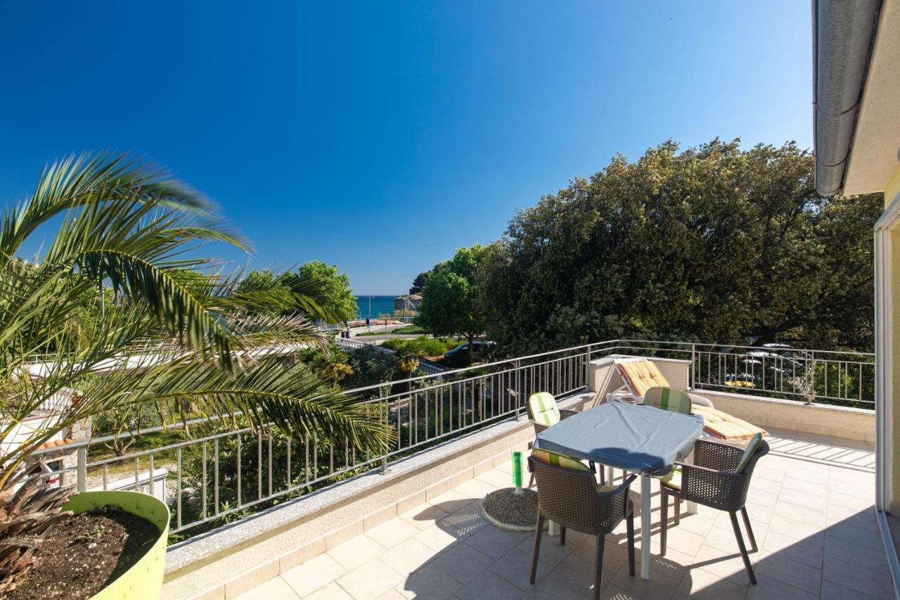 Apartment Portapisana Just 50M From The Beach Krk Town Exteriör bild