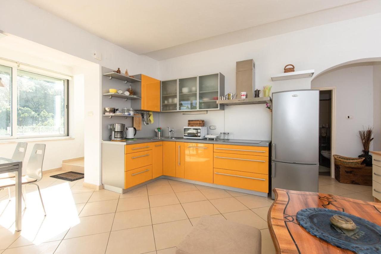 Apartment Portapisana Just 50M From The Beach Krk Town Exteriör bild